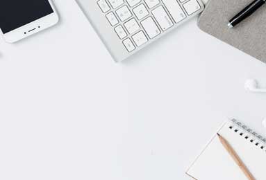 巅峰期在拜仁一言难尽，黄昏期却在曼城担任主力，多面手很难评判